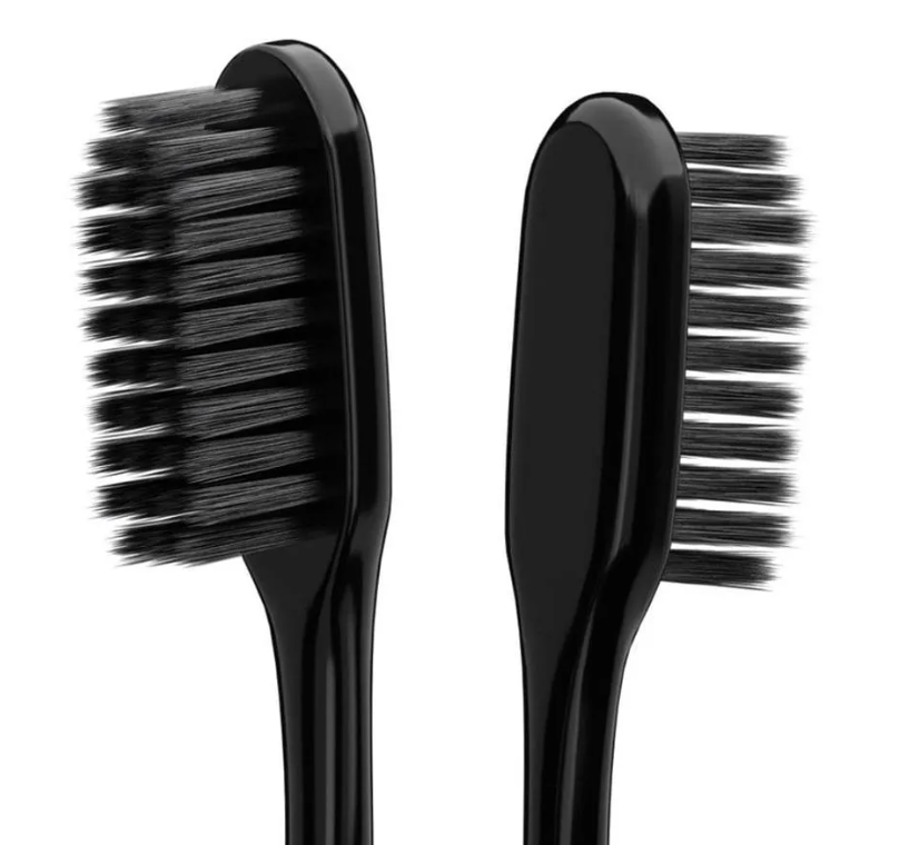 Kit de Escovas De Dentes Colgate Slim Soft Black Com 4 Unidades - Imagem 4